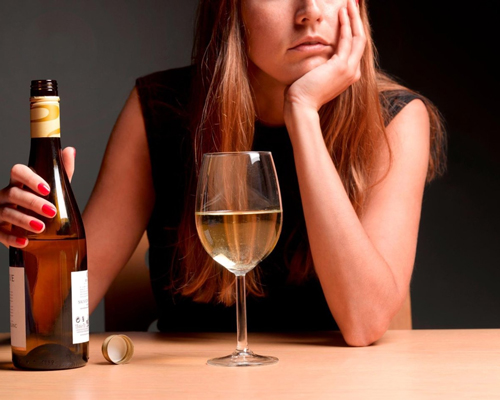 Анонимное лечение женского алкоголизма в Невьянске